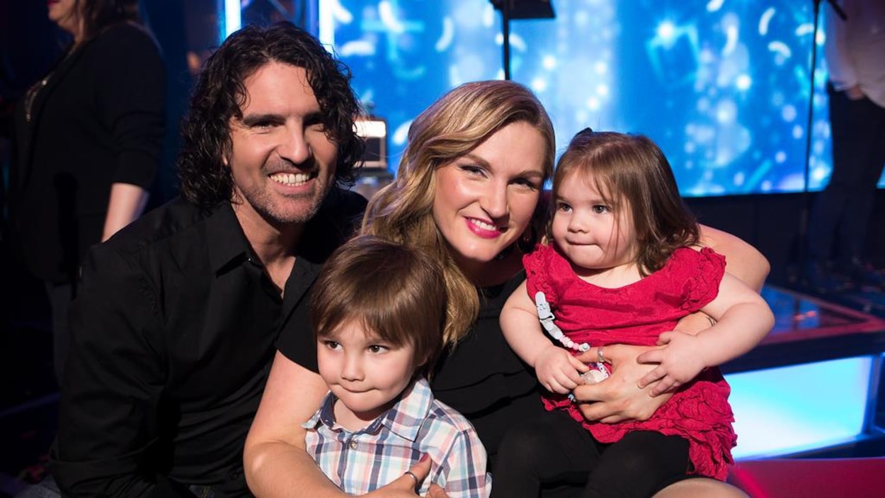 Virginie Cummins et sa famille. Virginie Cummins et sa famille.