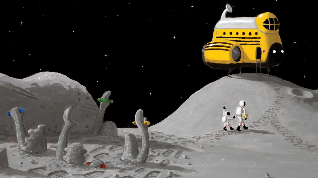 Un parent et un enfant marchent sur la Lune Un parent et un enfant marchent sur la Lune