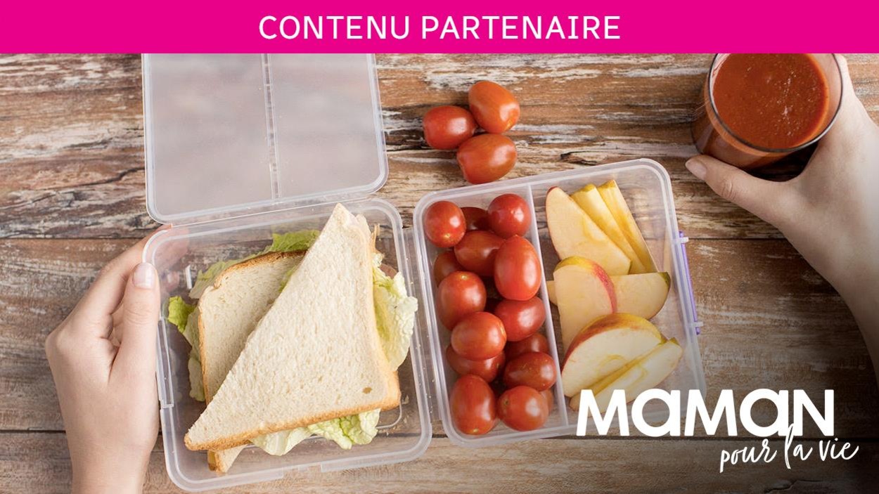 Sandwich, tomates et pommes Sandwich, tomates et pommes