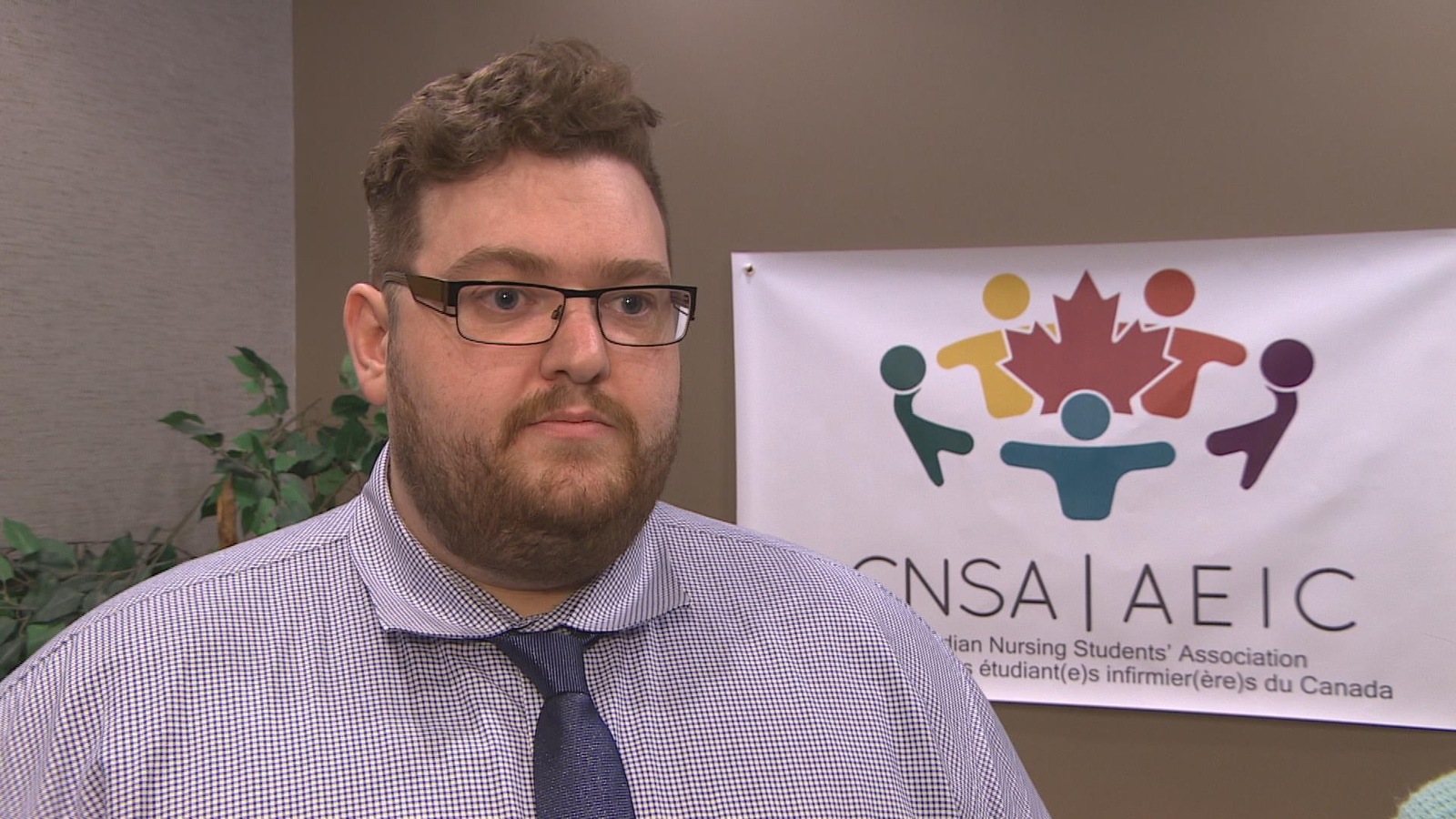 Bryce Boynton, président de l'Association des étudiant(e)s infirmier(e)s du Canada Bryce Boynton, président de l'Association des étudiant(e)s infirmier(e)s du Canada