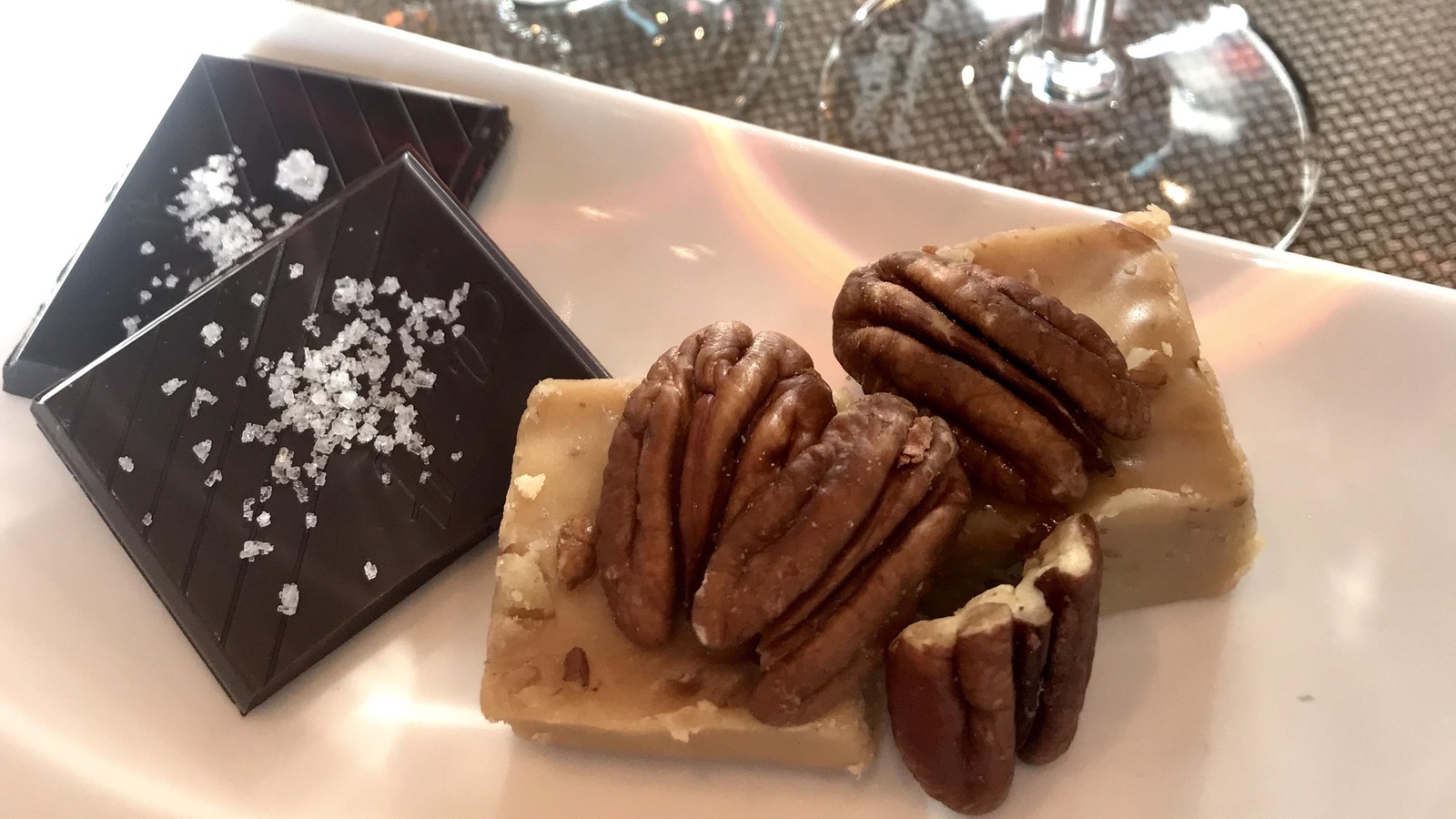 Des sucreries pour Pâques à savourer avec un bon Porto. Des sucreries pour Pâques à savourer avec un bon Porto.