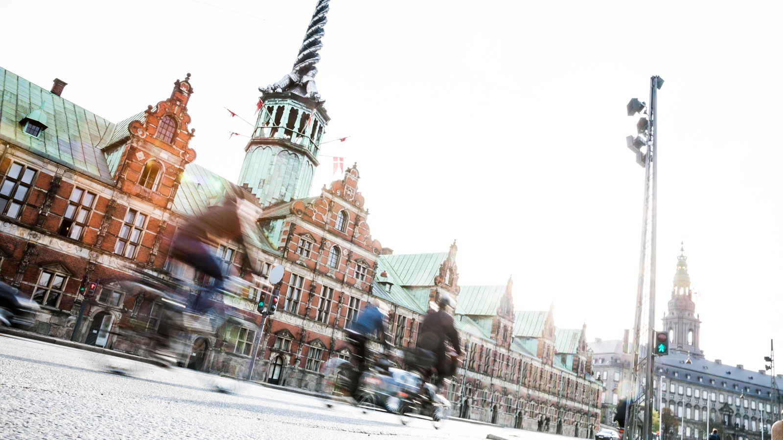 Des cyclistes à Copenhague peuvent apprécier les joies du vélo à l'année longue. Des cyclistes à Copenhague peuvent apprécier les joies du vélo à l'année longue.