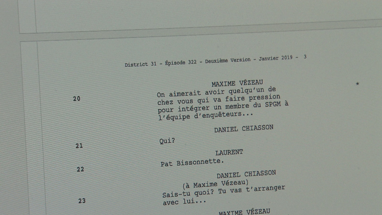 on lit un dialogue entre plusieurs personnages de la série. on lit un dialogue entre plusieurs personnages de la série.