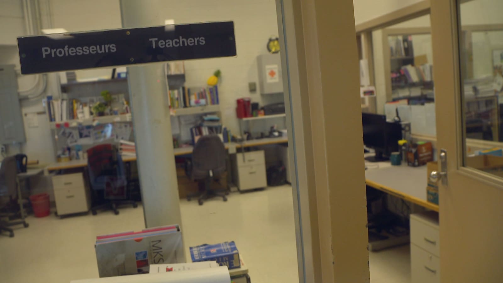 Un local pour les professeurs de l'équipe de la formation générale à l'Établissement Donnacona. Un local pour les professeurs de l'équipe de la formation générale à l'Établissement Donnacona.