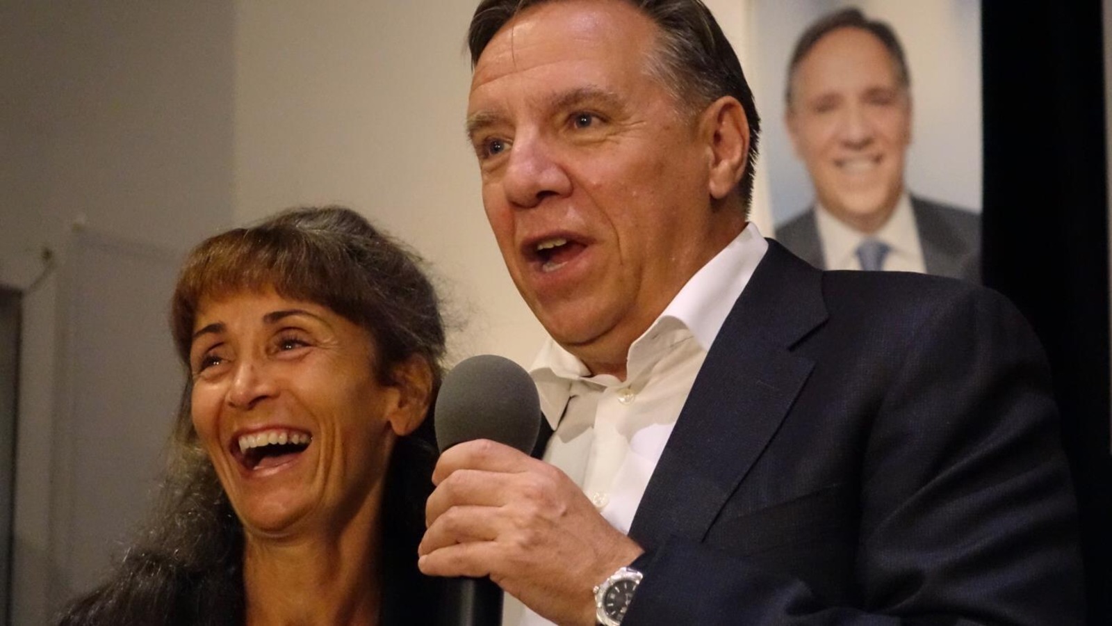 Le chef de la Coalition avenir Québec, François Legault et sa candidate dans Laviolette-Saint-Maurice, Marie-Louise Tardif. Le chef de la Coalition avenir Québec, François Legault et sa candidate dans Laviolette-Saint-Maurice, Marie-Louise Tardif.