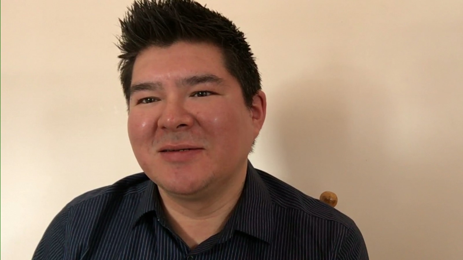 Jason Smallboy, grand chef adjoint de la Nation Nishnawbe Aski Jason Smallboy, grand chef adjoint de la Nation Nishnawbe Aski