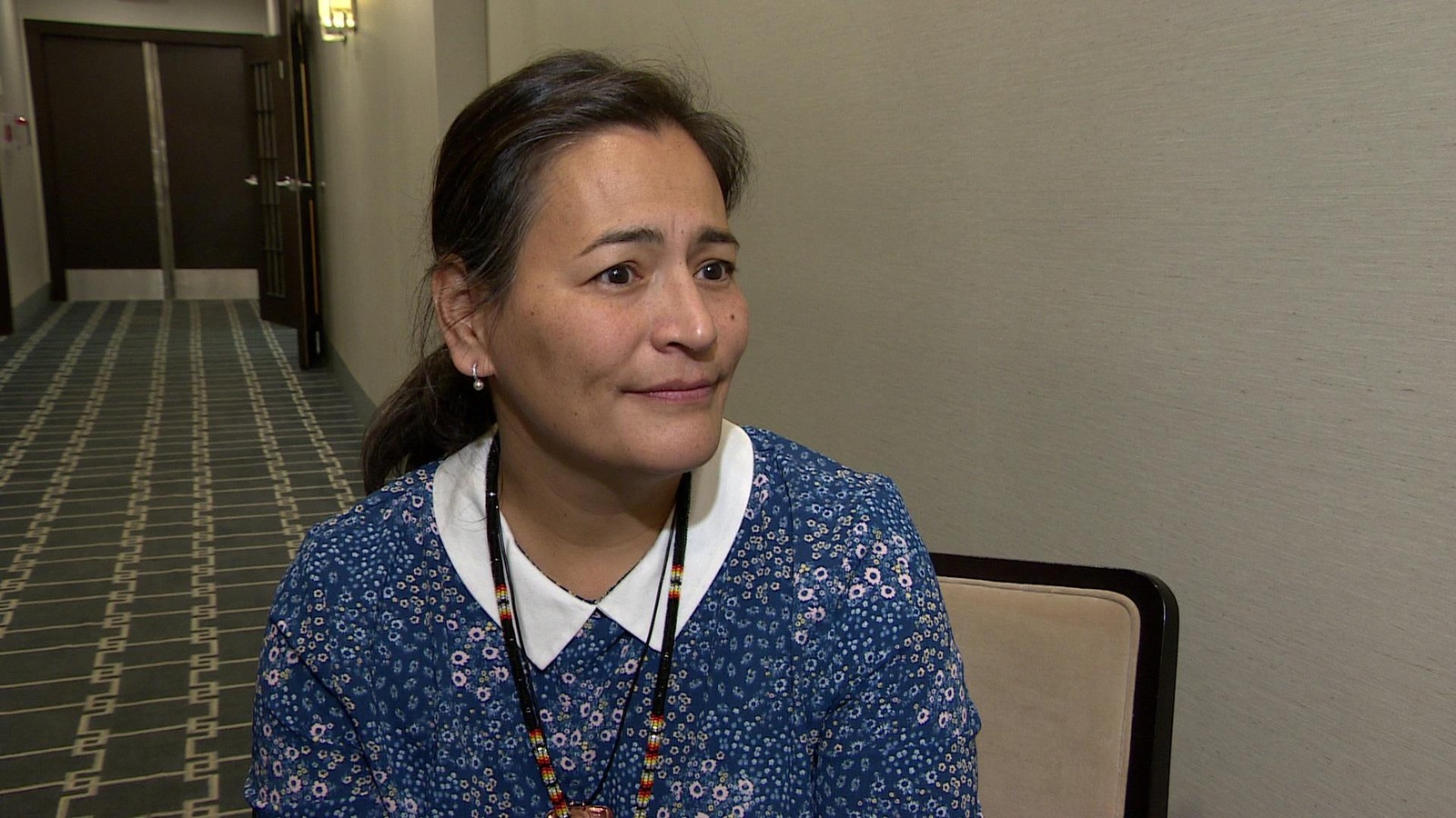 La commissaire Michèle Audette en entrevue à l'hôtel Sheraton Cavalier de Saskatoon La commissaire Michèle Audette en entrevue à l'hôtel Sheraton Cavalier de Saskatoon
