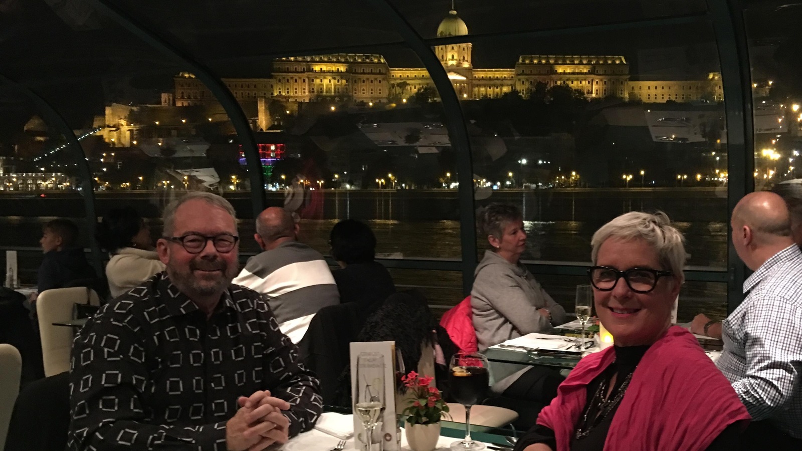 Ghislain Tremblay et Louise Malaison sur un bateau-mouche Ghislain Tremblay et Louise Malaison sur un bateau-mouche