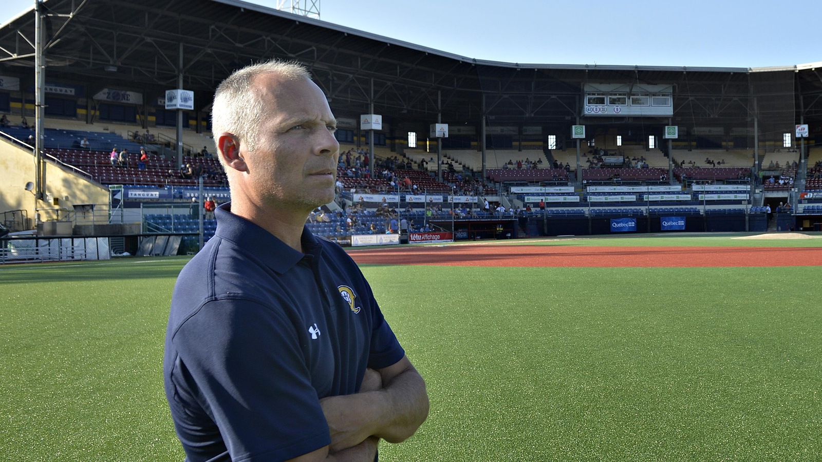 Michel Laplante au stade Canac, domicile des Capitales de Québec Michel Laplante au stade Canac, domicile des Capitales de Québec