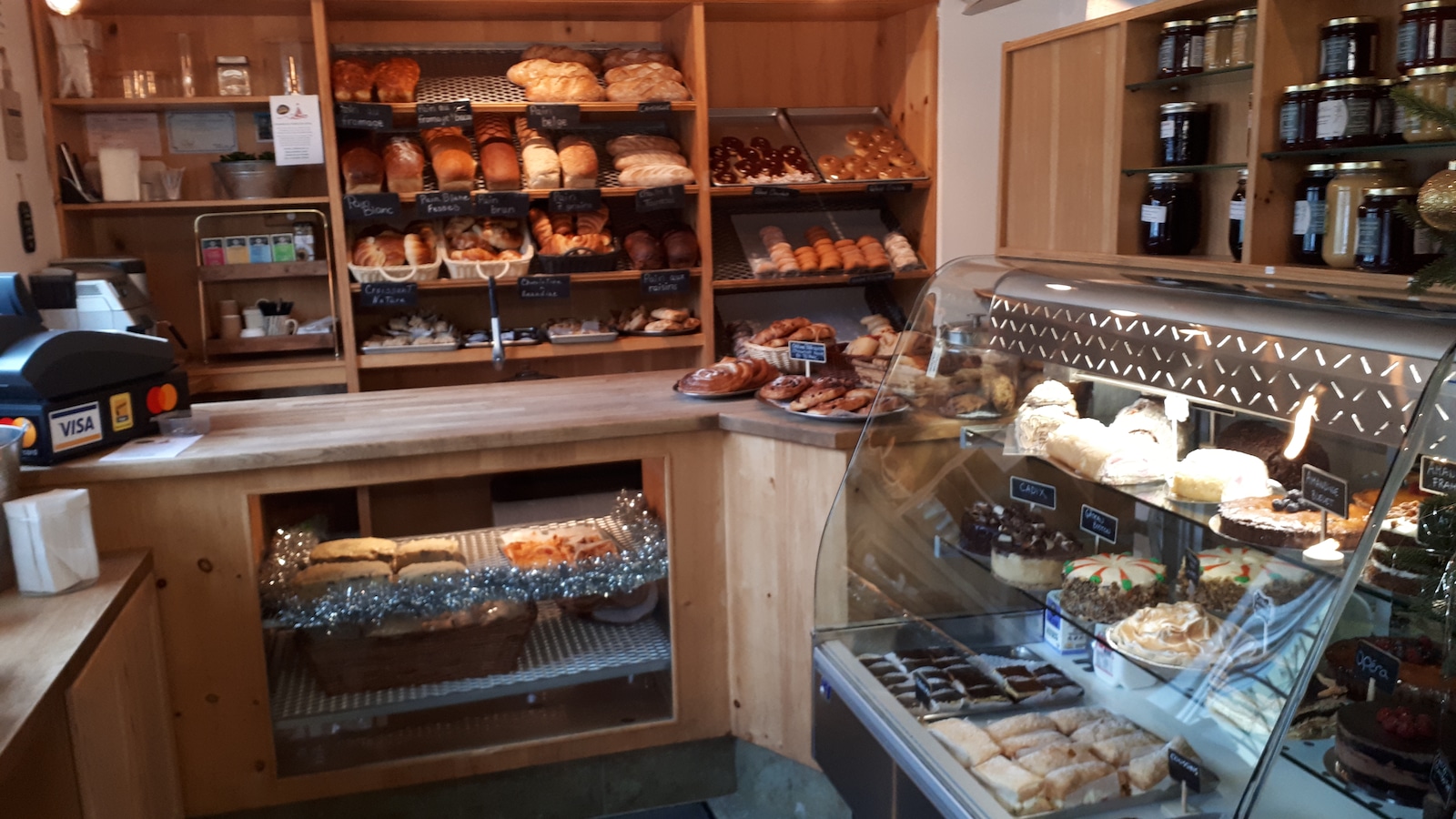 La boulangerie Beignes Dora d'Eastman. La boulangerie Beignes Dora d'Eastman.
