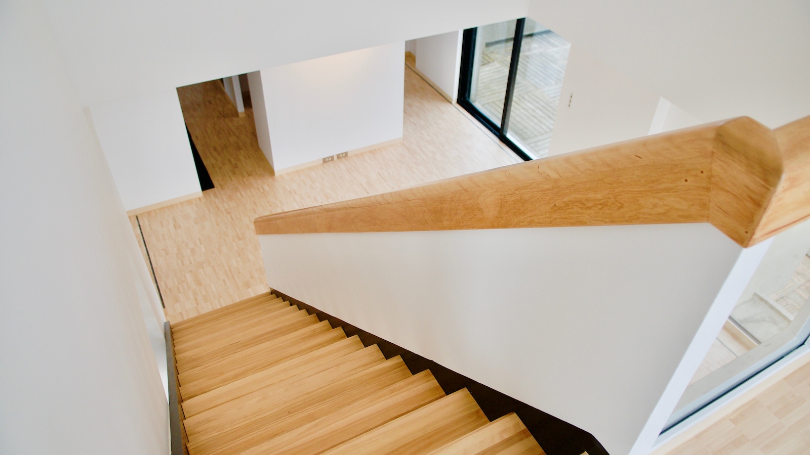 L'escalier vue du deuxième étage de l'appartement de l'architecte de Habitat 67. L'escalier vue du deuxième étage de l'appartement de l'architecte de Habitat 67.