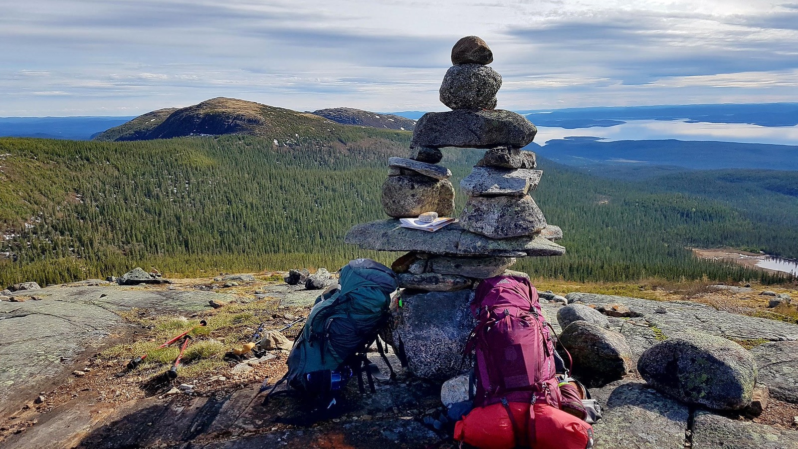 Massif des Monts Groulx. Massif des Monts Groulx.