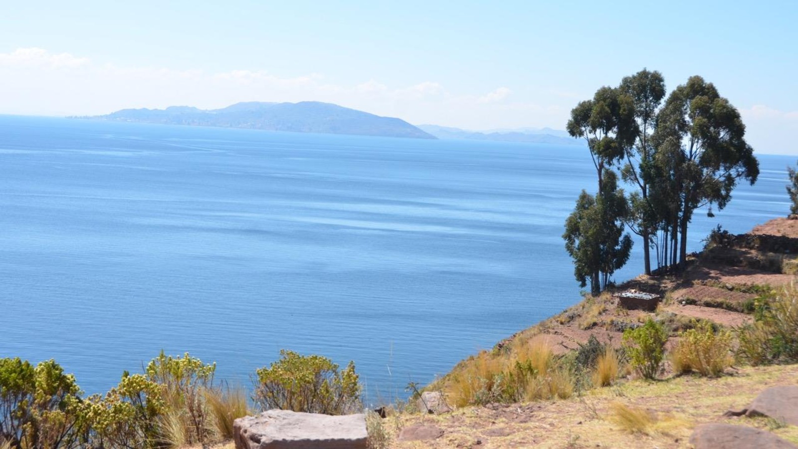 Photo du lac Titicaca prise par le journaliste scientifique Yanick Villedieu. Photo du lac Titicaca prise par le journaliste scientifique Yanick Villedieu.