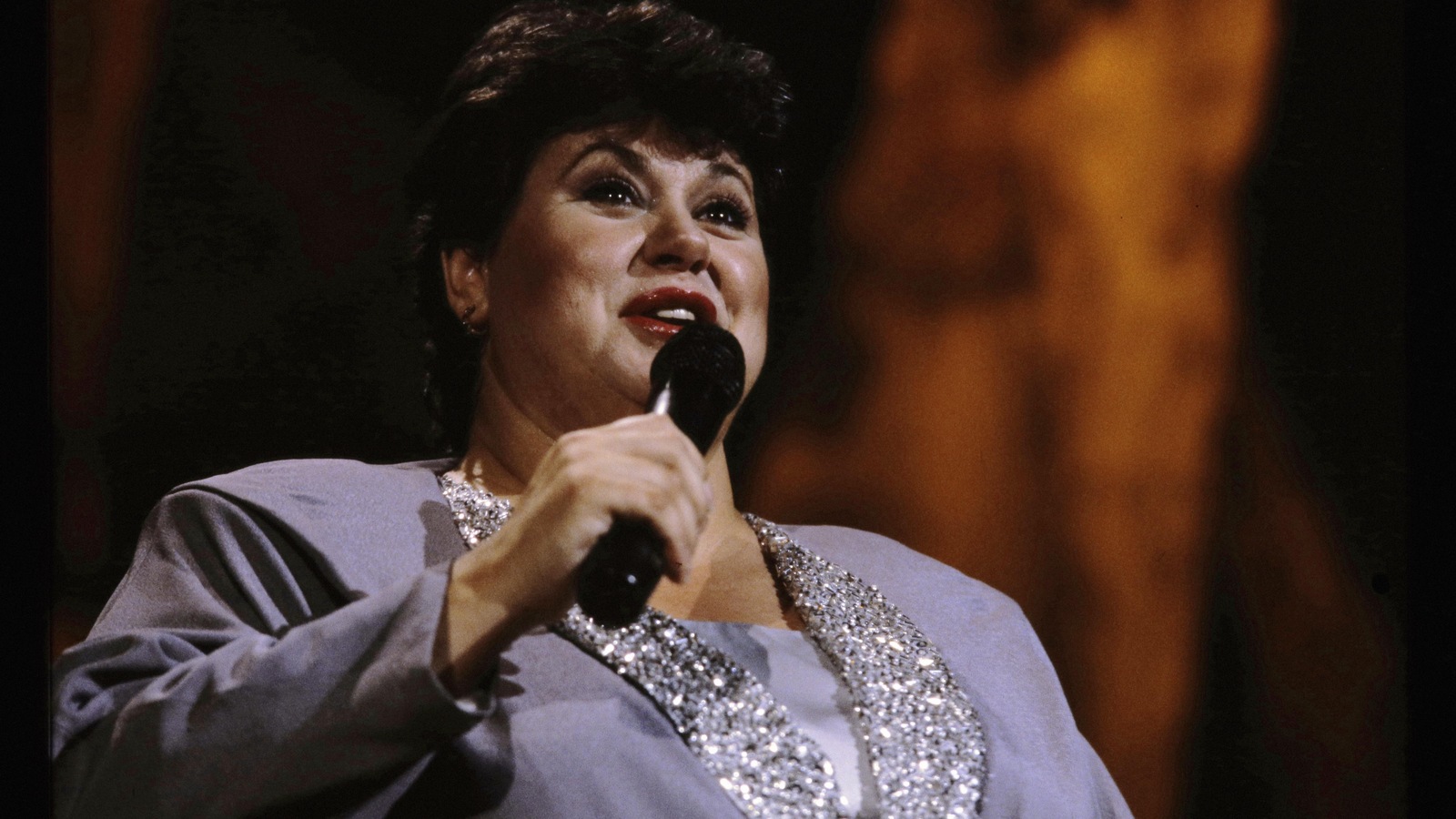 Photo d'archives datant de 1985 de Ginette Reno chantant lors de l'événement Ginette Reno ou la démesure. Photo d'archives datant de 1985 de Ginette Reno chantant lors de l'événement Ginette Reno ou la démesure.