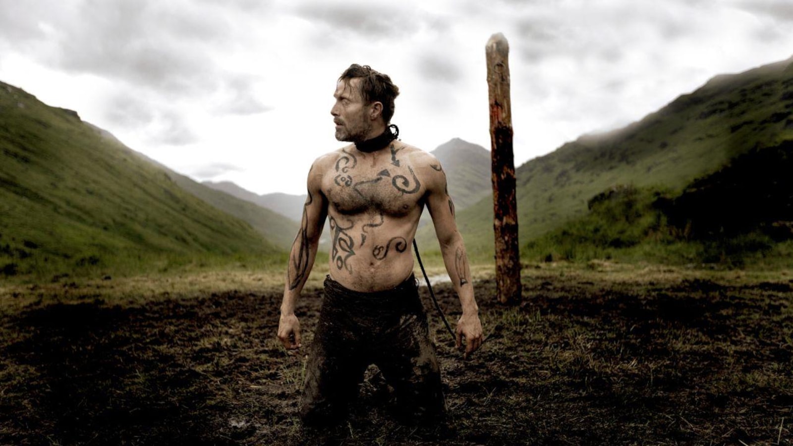 Mads Mikkelsen en guerrier viking Mads Mikkelsen en guerrier viking