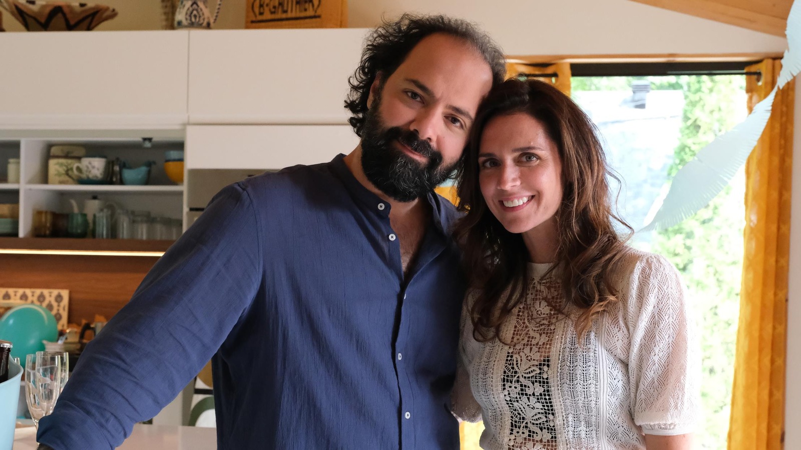 Mani Soleymanlou et Mélissa Désormeaux-Poulin prennent la pose. Mani Soleymanlou et Mélissa Désormeaux-Poulin prennent la pose.