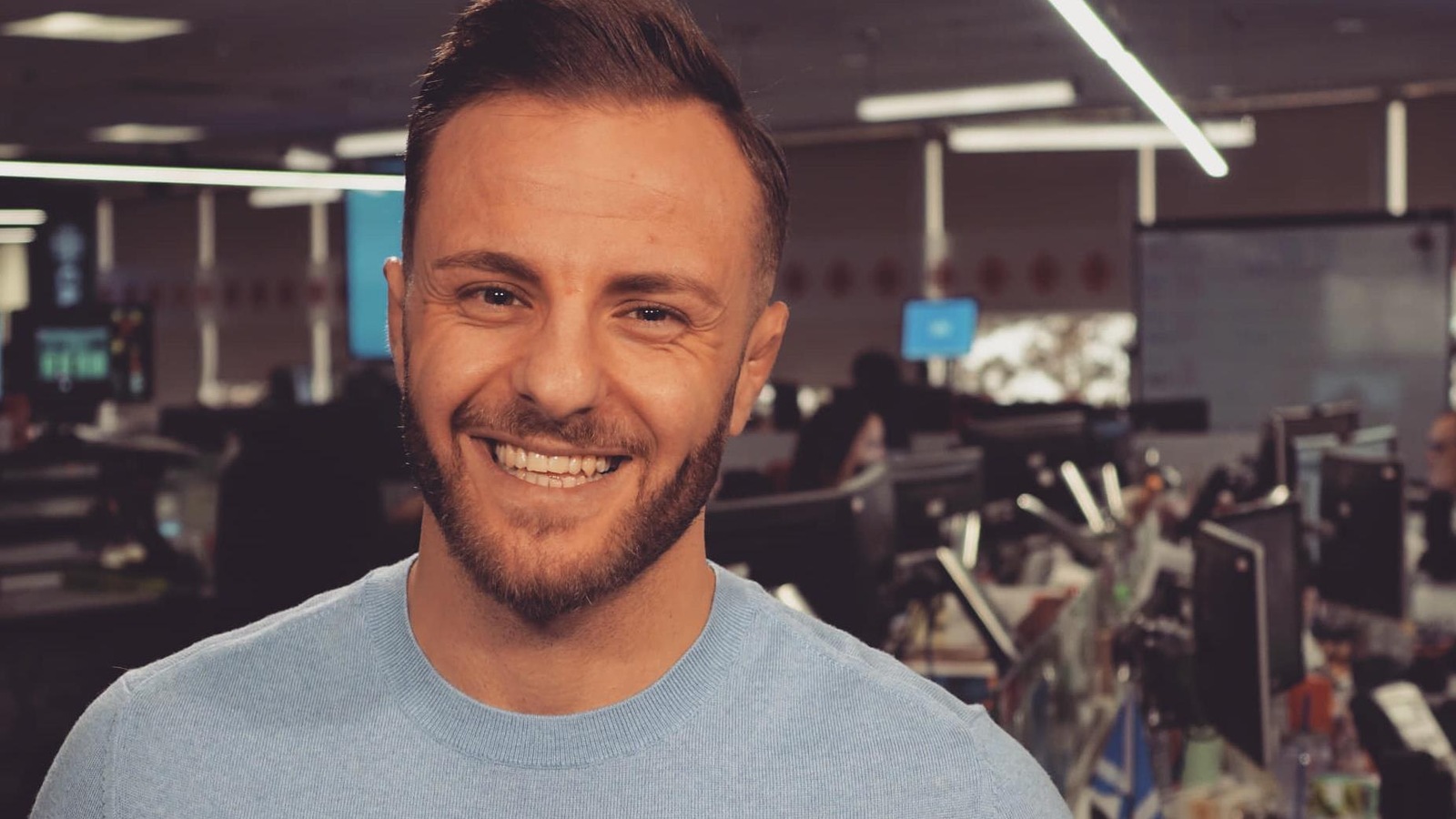 portrait de l'homme souriant. portrait de l'homme souriant.
