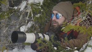 Jean-Simon Bégin est photographe animalier et amoureux du froid.