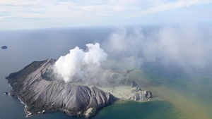 Une vue aérienne du volcan de White Island.