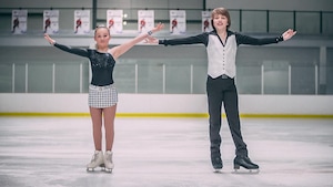Les patineurs artistiques Alexanne Joanis et Charly Laliberté-Laurent