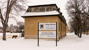 L'édifice du Collège Mathieu sur l'avenue Dewdney à Regina, en Saskatchewan.
