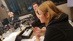 Nos intervenantes sont dans le studio de Sur le vif à Ottawa