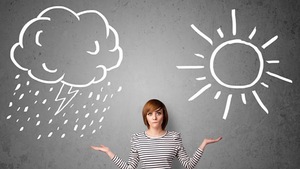 Une jeune femme se questionne sur l'effet de la météo sur ses articulations.