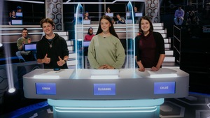  Simon Charbonneau, Élisanne Chalifoux et Chloé Toutant tout souriant d'avoir gagné.