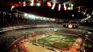 La cérémonie d'ouverture des Jeux olympiques de Montréal le 17 juillet 1976