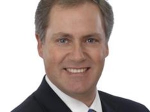 Glen Savoie, porte-parole du PCNB en matière d'Énergie Glen Savoie, porte-parole du PCNB en matière d'Énergie