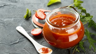 Notre chroniqueuse estime qu'il faut essayer le ketchup aux fraises.