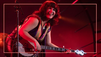Regardez Lisa LeBlanc — <em>Chiac Disco</em> aux Francos
