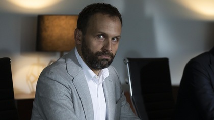 François, le personnage qu’on aime détester dans  Avant le crash 