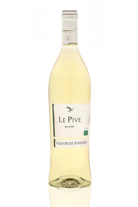 Une bouteille de vin blanc. Une bouteille de vin blanc.
