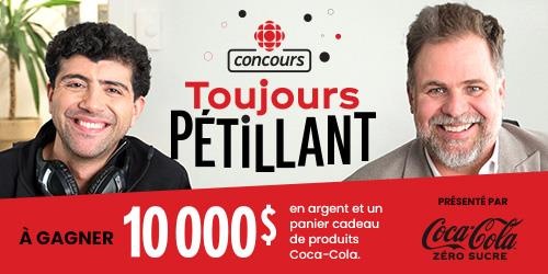 Un bandeau promotionnel sur lequel on peut lire Concours toujours pétillant, à gagner 10000$ en argent et un panier cadeau de produits Coca-Cola, présenté par Coca-Cola zéro sucre.