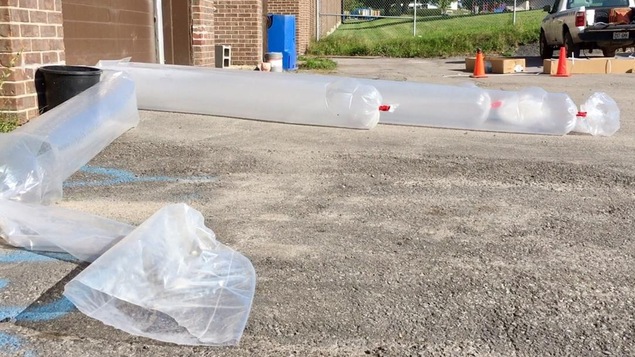 Les filtres ressemblent à de gros sacs de plastique.