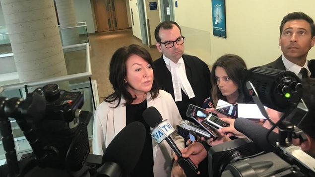 Nathalie Normandeau en point de presse