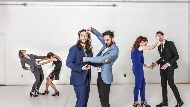 Photo de danseurs qui interprètent Some Hope for the Bastards, oeuvre de Frédérick Gravel présentée au FTA 2017