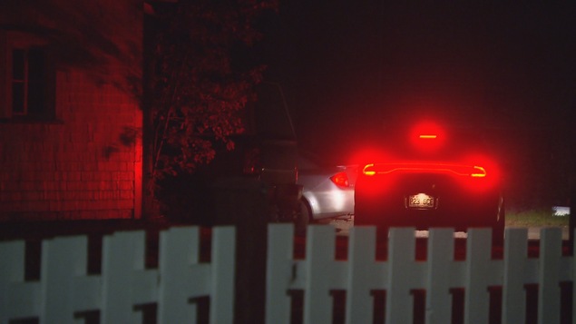 Un spécialiste en reconstitution de la Sûreté du Québec s'est rendu sur place, dimanche soir.