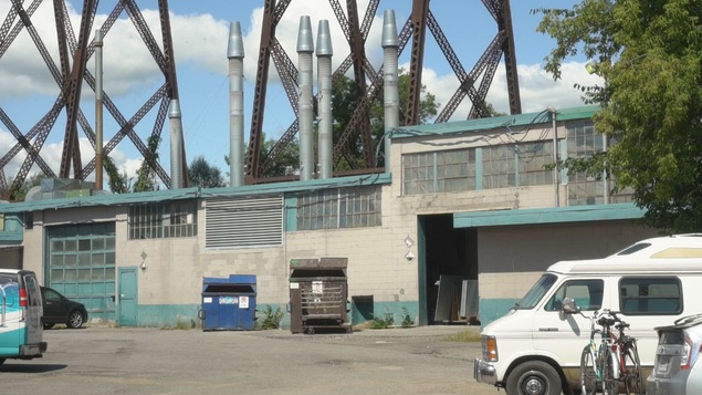 L'usine Anacolor de Cap-Rouge.