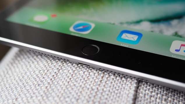 Le lecteur d'empreintes digitales TouchID. Le lecteur d'empreintes digitales TouchID.