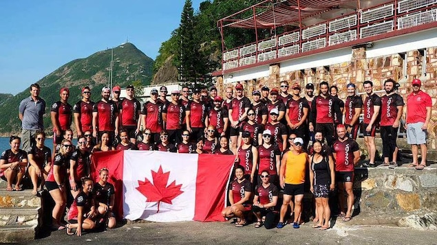 La Trifluvienne Karine Maltais en Chine avec l'équipe canadienne de bateau-dragon.