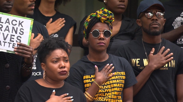 Le groupe Black Lives Matter a organisé un rassemblement à la mémoire de Pierre Coriolan, abattu par la police. Le groupe Black Lives Matter a organisé un rassemblement à la mémoire de Pierre Coriolan, abattu par la police.