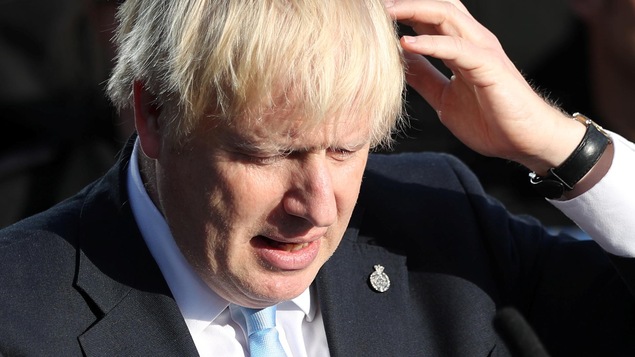 Boris Johnson pendant un discours.