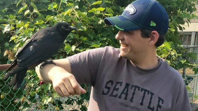 Shawn Bergman et Canuck la corneille le jour de leur rencontre.