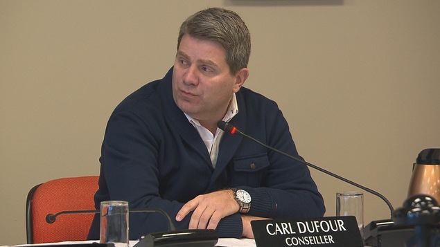 Le président de l'arrondissement de Jonquière, Carl Dufour. Le président de l'arrondissement de Jonquière, Carl Dufour.
