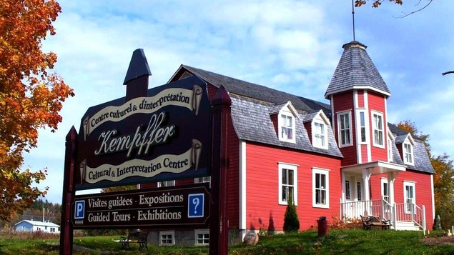 Bâtiment rouge