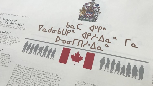 La Charte canadienne des droits et libertés rédigée en langue autochtone La Charte canadienne des droits et libertés rédigée en langue autochtone