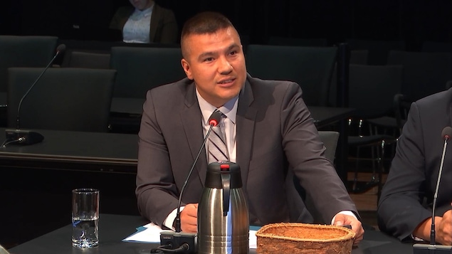 Constant Awashish, grand chef du Conseil de la Nation Atikamekw Constant Awashish, grand chef du Conseil de la Nation Atikamekw