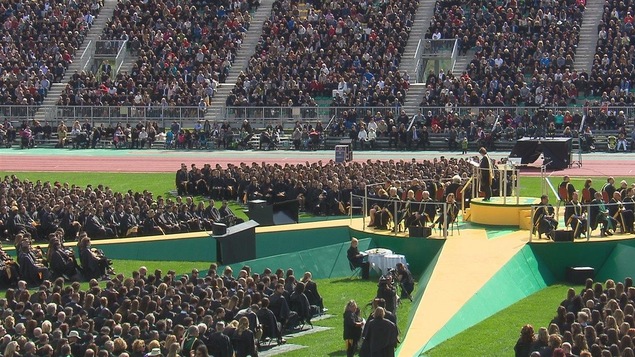 La collation des grades 2016 de l'Université de Sherbrooke a rassemblé 10 000 personnes, dont 2500 diplômés.